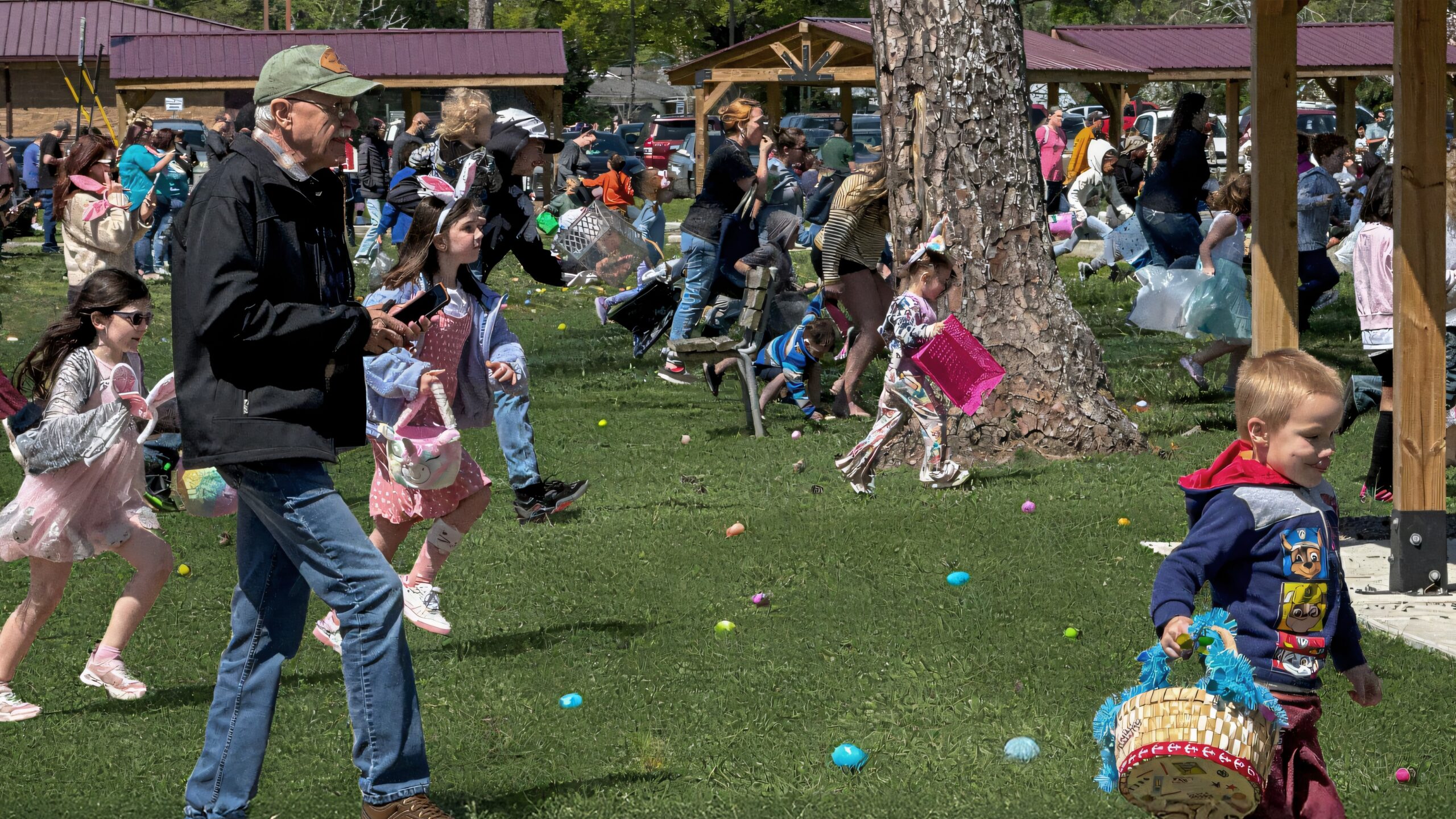 EASTER EGG HUNT 2025 SIZED FOR CALENDAR 16-9